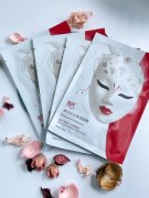 解锁377美白新时代，本活面膜让肌肤水润透亮