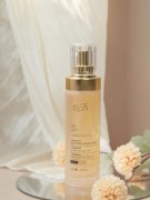 本活光耀透白淡斑爽肤水：开启肌肤精准美白的智慧之旅